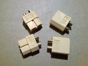 Стандартный разъём типа XT60