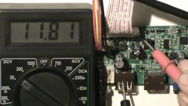 Напряжение в положении 12V