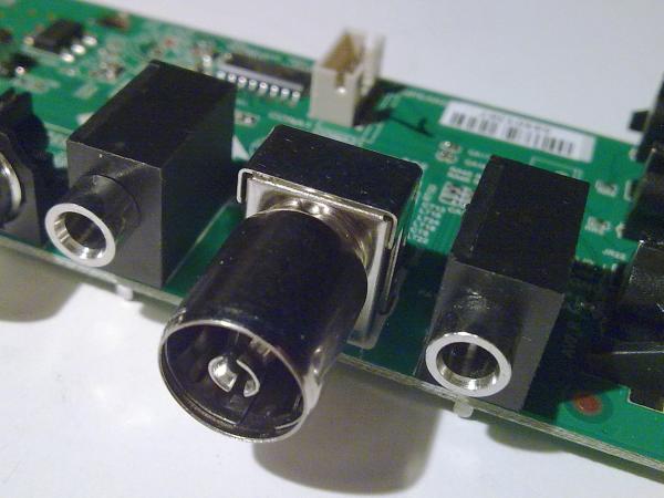 PC Audio, RF и Earphone